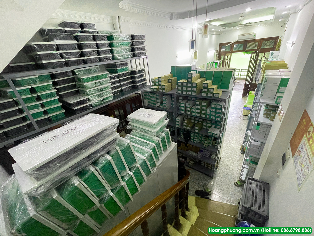 Nhà phân phối thiết bị điện Schneider chính hãng tại Hà Nội với hơn 10 năm kinh nghiệm. Đại lý Schneider Electric uy tín, cung cấp thiết bị điện chính hãng giá tốt.
