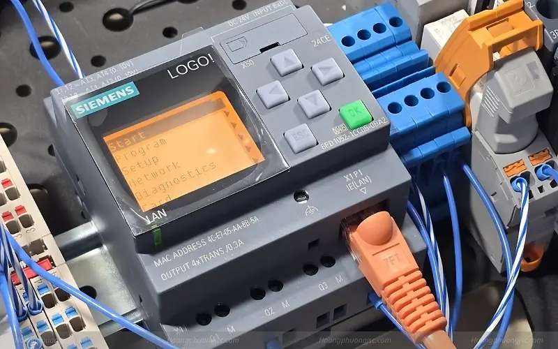 Bộ điều khiển Siemens Simatic Logo