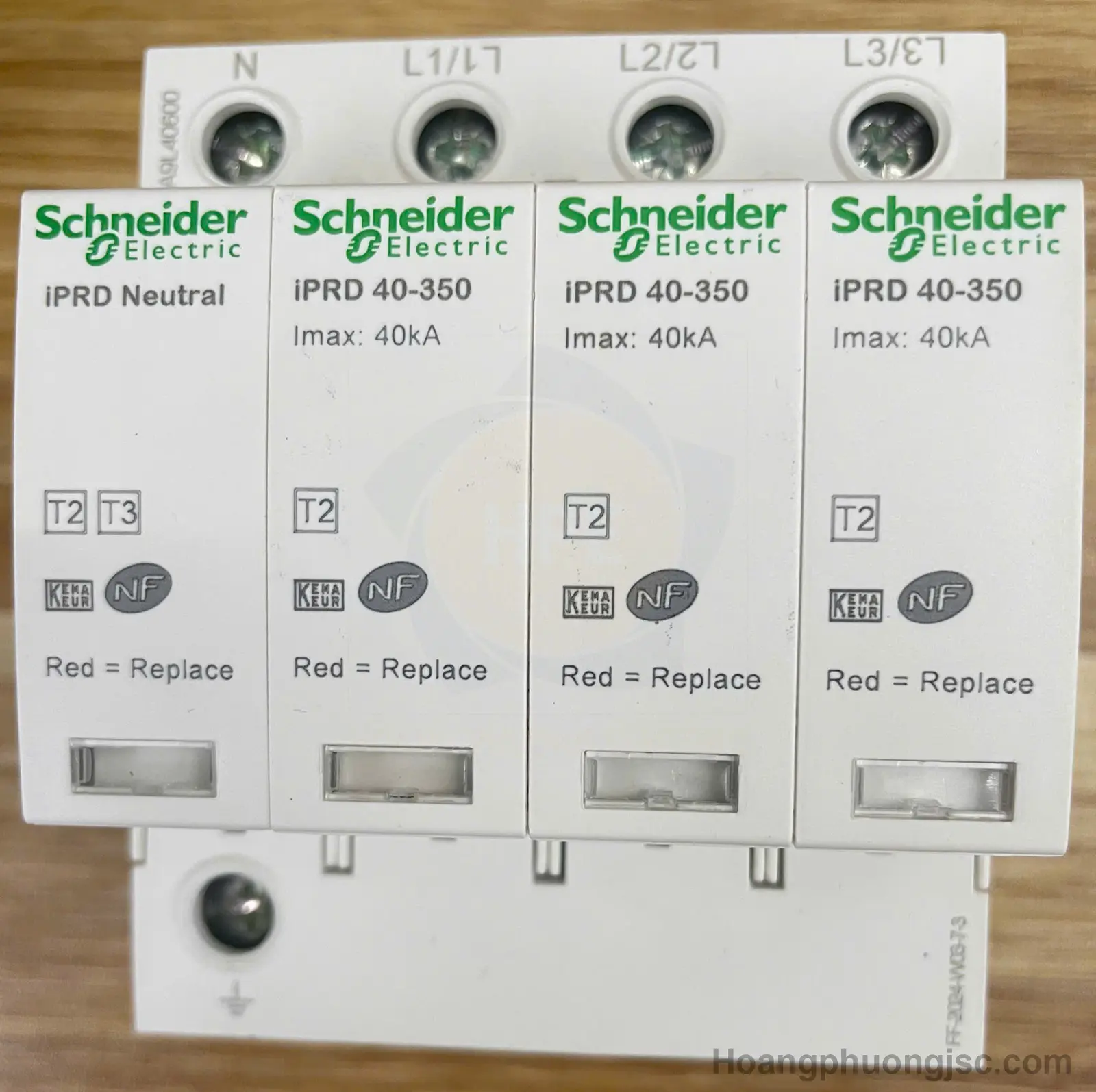 A9L40600 | Chống sét lan truyền 3P+N 40kA Schneider