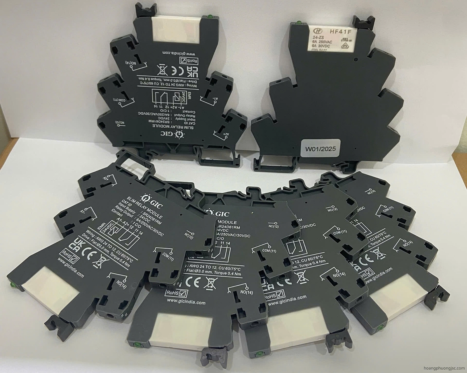 SR24U61RM GIC | Rơ le trung gian slim relay GIC 240V AC/DC