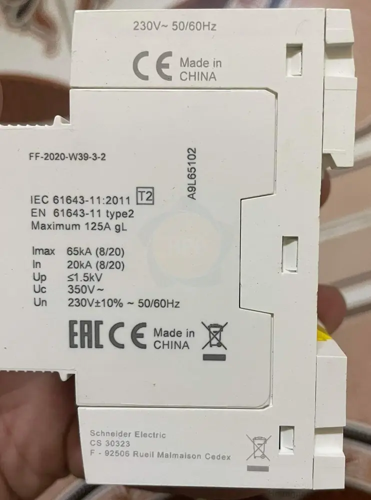 A9L65501 | Chống sét lan truyền 1P+N 65kA Schneider