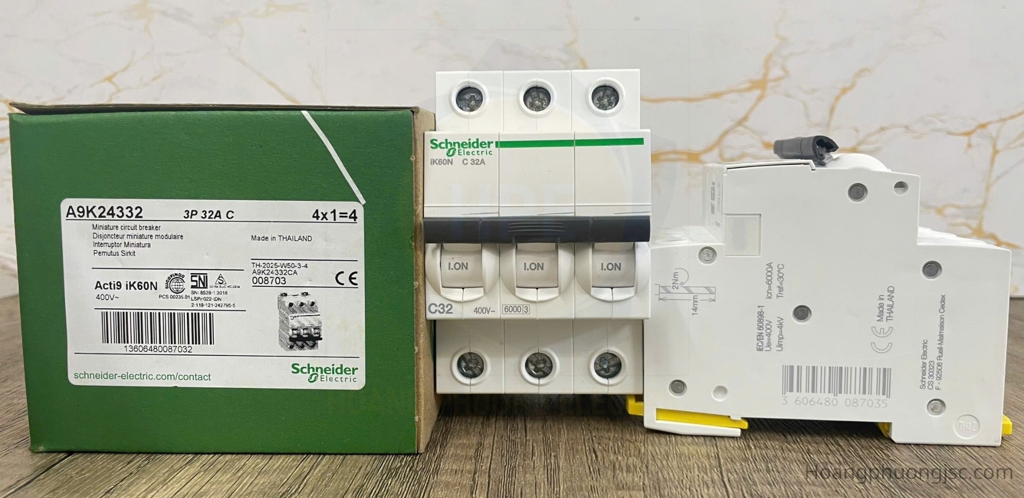 Hình ảnh thực tế MCB Acti9 iK60N A9K24332 Schneider
