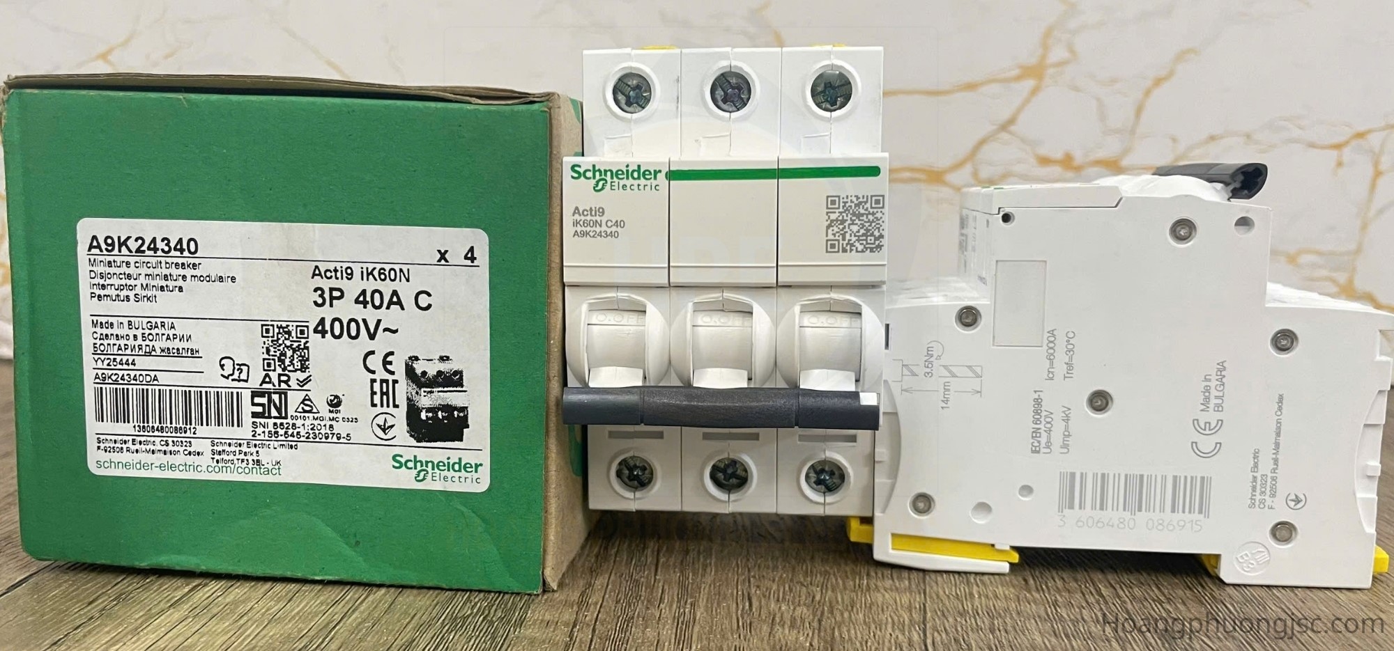 Hình ảnh thực tế MCB Acti9 iK60N A9K24340 Schneider