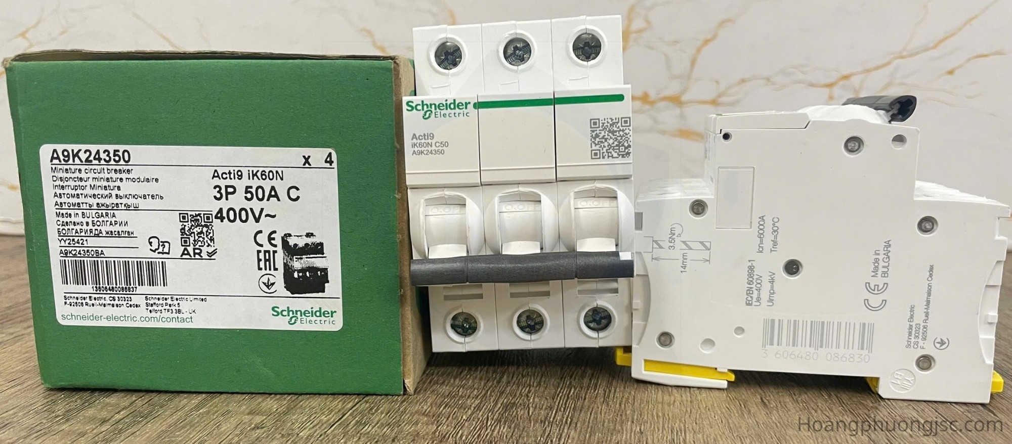 Hình ảnh thực tế MCB Acti9 iK60N A9K24350 Schneider