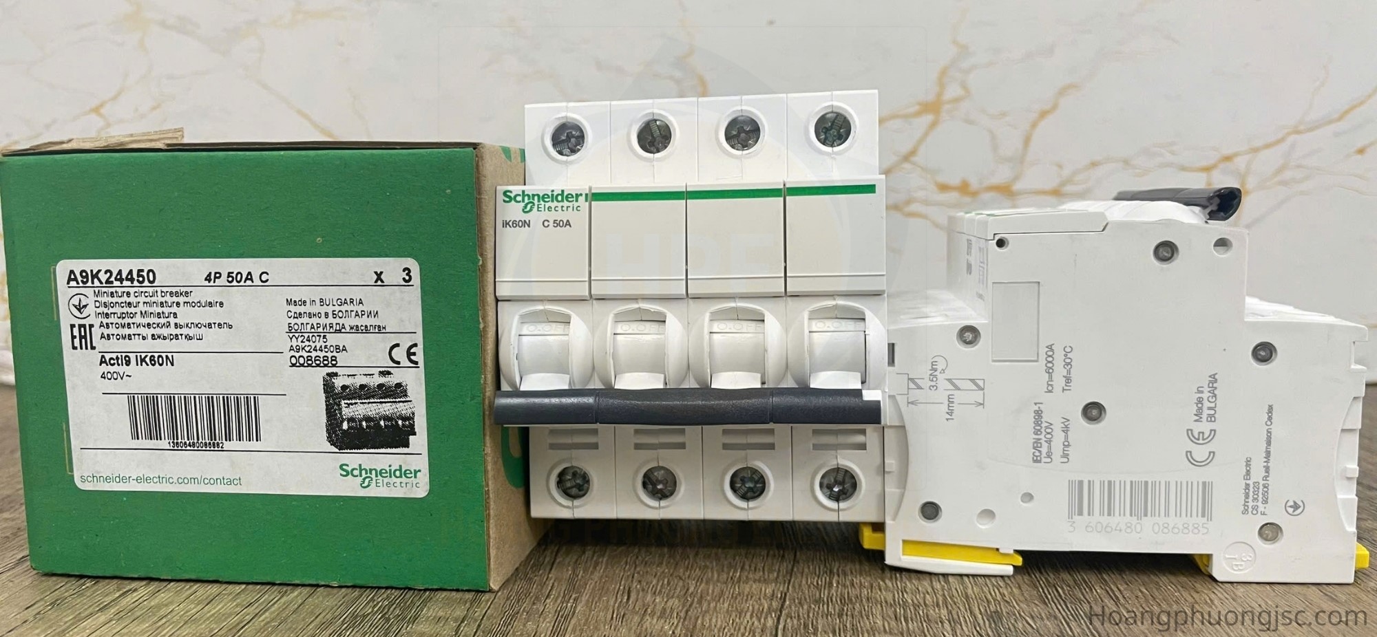 Hình ảnh thực tế MCB Acti9 iK60N A9K24450 Schneider