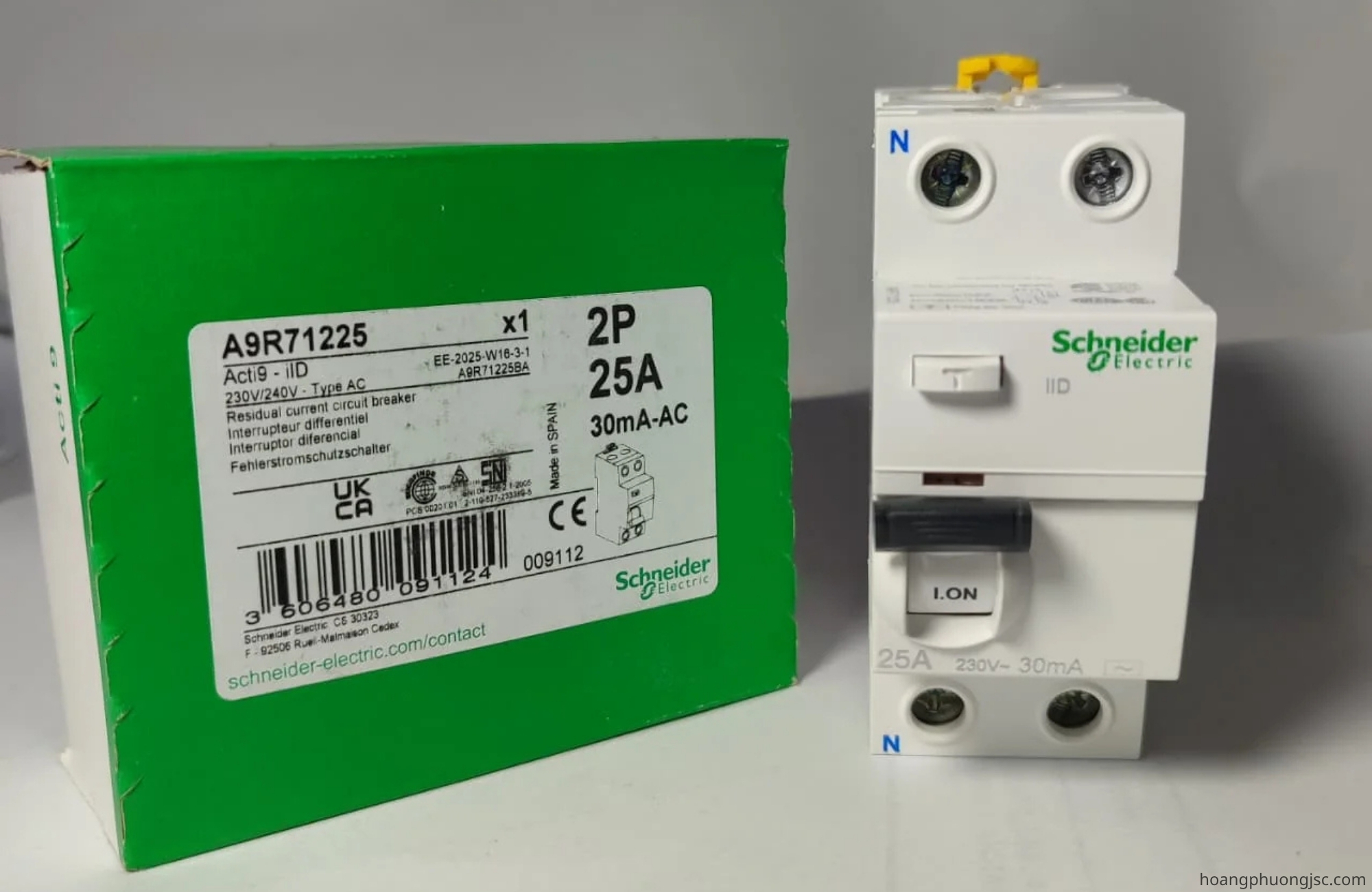 Hình ảnh thực tế Acti9 RCCB A9R71225 Schneider