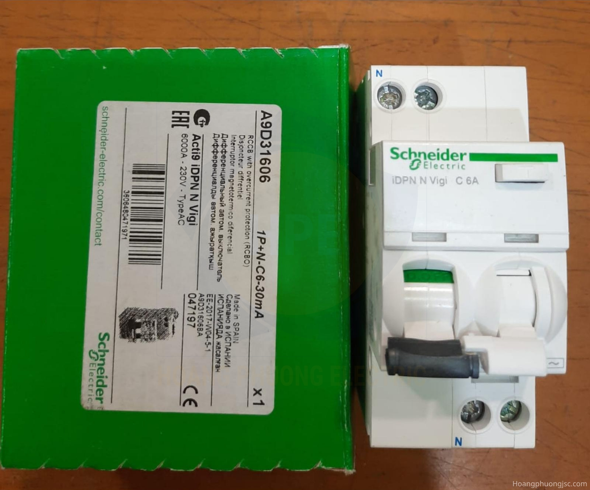 Hình ảnh thực tế Easy9 RCBO Acti9 A9D31616 Schneider